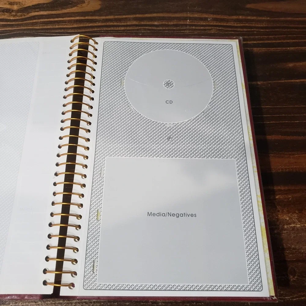 Pioneer Photo Album Lot of 2 BDP-35 300 Photos 4x6 Blue Burgundy New Archival